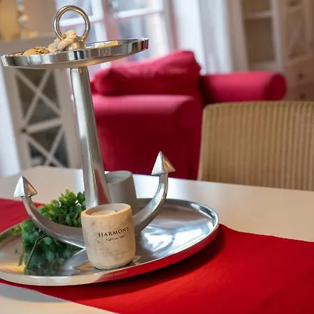 Semesterbostad Sandkamp Reetdachhaus Hus Specht