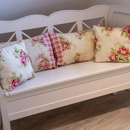 Semesterbostad Sandkamp Reetdachhaus Hus Specht