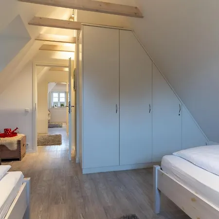 Sandkamp Reetdachhaus Hus Specht Semesterbostad *