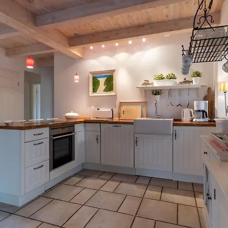 Sandkamp Reetdachhaus Hus Specht