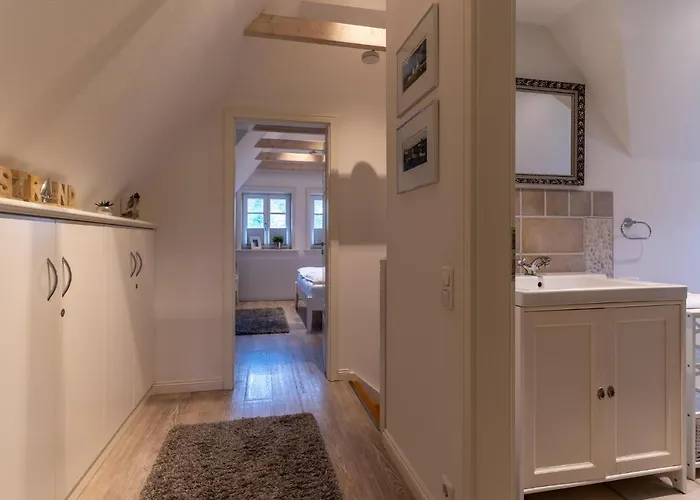 Sandkamp Reetdachhaus Hus Specht Böhl